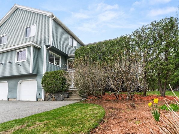 42 Brittania Cir UNIT 42, Salem, MA 01970