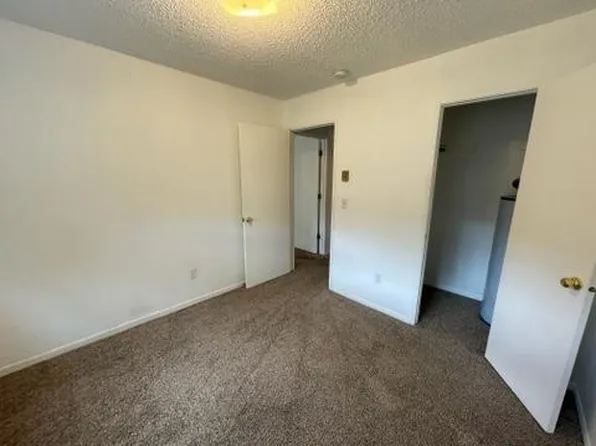 1000 NE 3rd St #5, Prineville, OR 97754