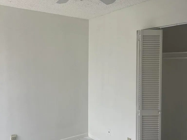 57 Peachtree Pl — Photo 7