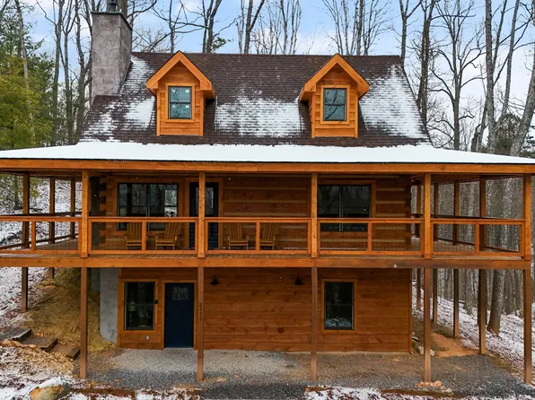 2171 Bause Watson Ln, Gatlinburg, TN 37738