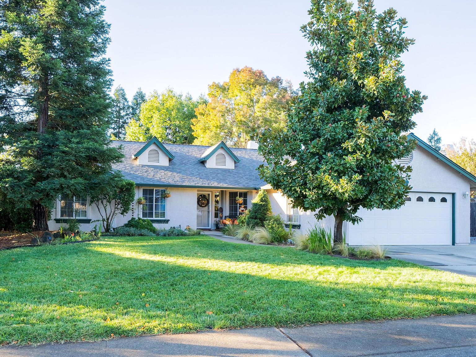 2499 Castlewood Dr, Redding, CA 96002 Zillow