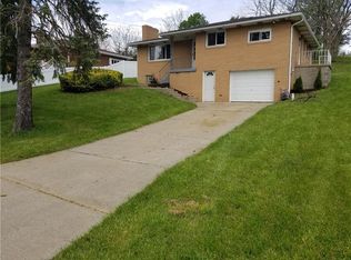 58 Forest Dr, Irwin, PA 15642