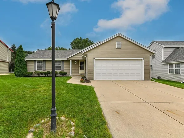 315 Stonebrook DRIVE, Waukesha, WI 53186