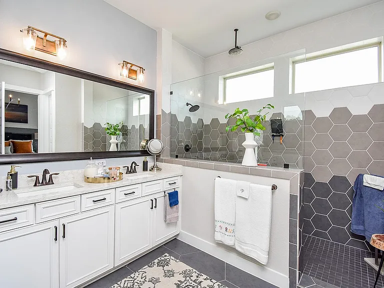 10914 Brambling Wood Dr S — Photo 15
