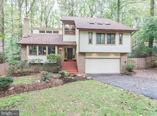 7312 Hooking Rd, Mc Lean, VA 22101