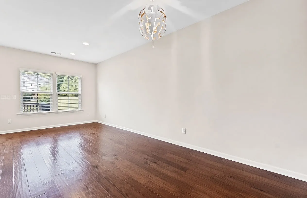 511 Pemberwich Pl — Photo 4