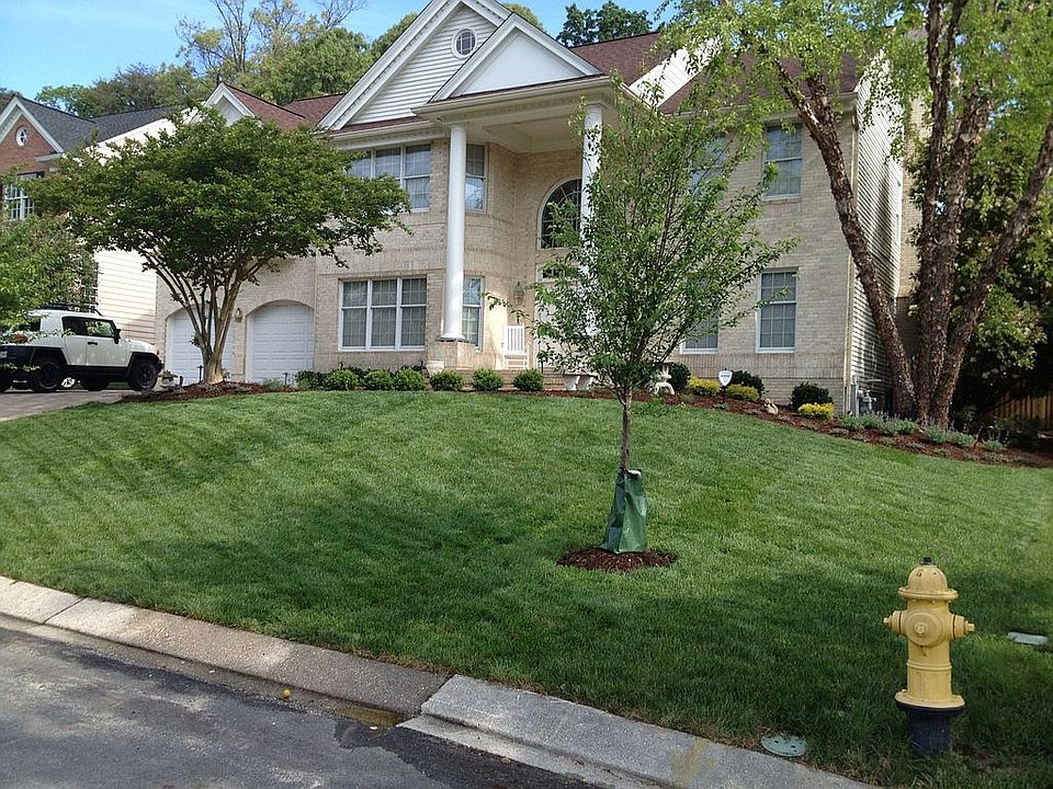 1st image of 762 Stacy Oak Way