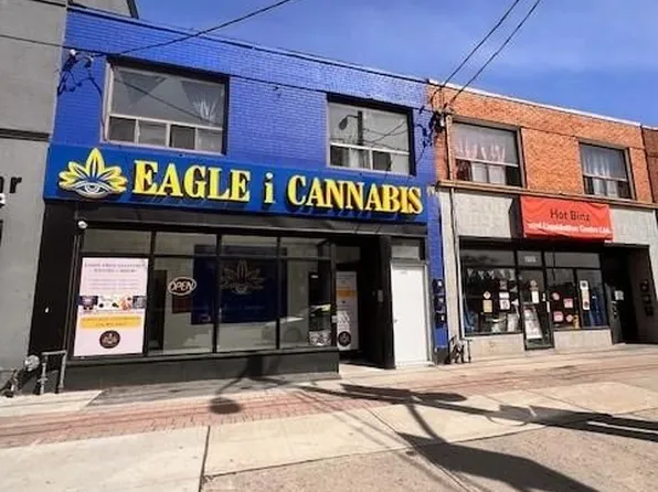 1982 Eglinton Ave W #2, Toronto, ON M6E 2J9