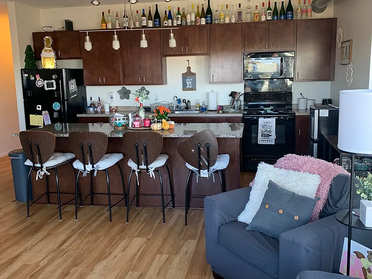 The Rail Apartments — Photo 4