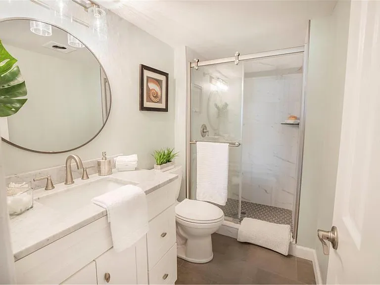 2049 Skimmer Ct W — Photo 12