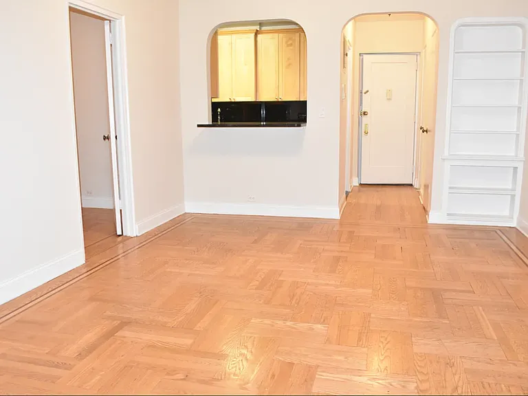 570 Fort Washington Ave #36A — Photo 5