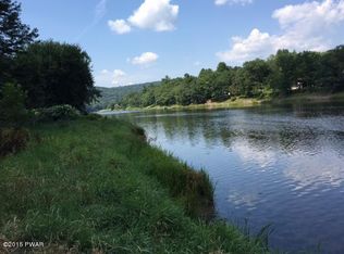 7 Syloro Ln, Damascus, PA 18415