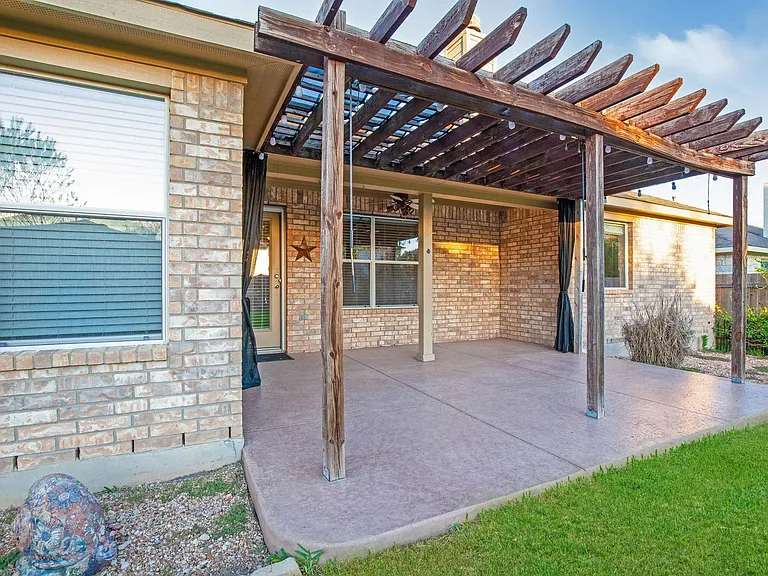 4494 Heritage Well Ln — Photo 32