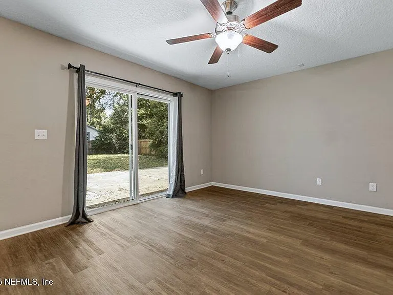 2235 Bayview Rd — Photo 14