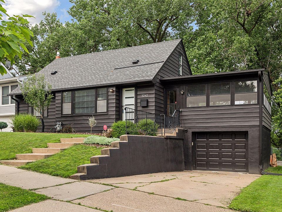 1st image of 3242 Taylor St NE