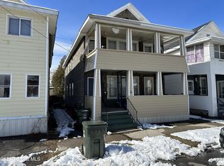 4 High St, Green Island, NY 12183