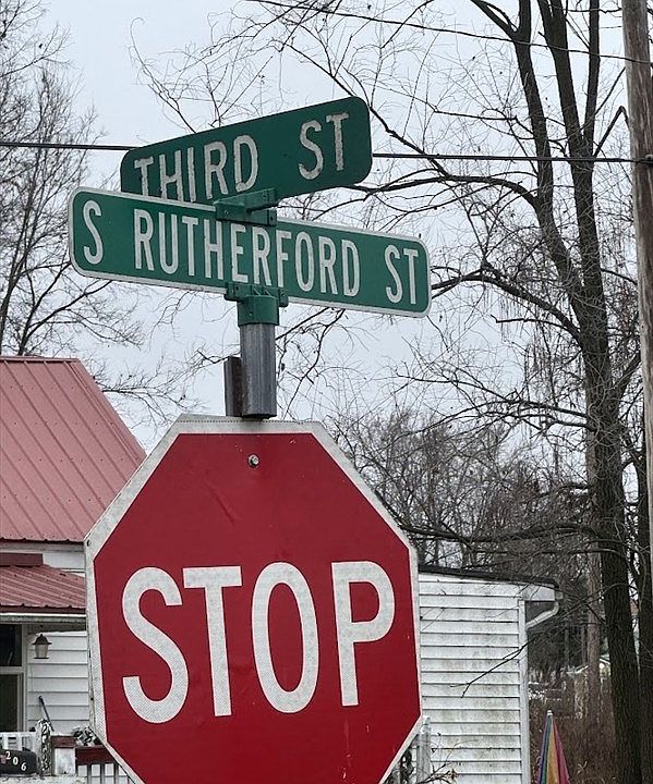 2nd image of 205 S Rutherford St