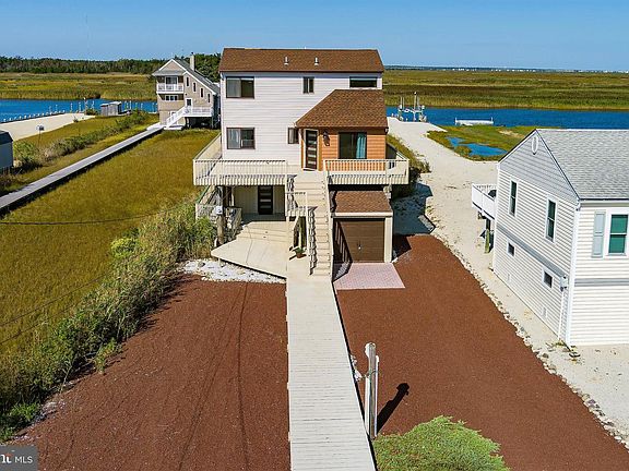 4th image of 262 Dock Rd