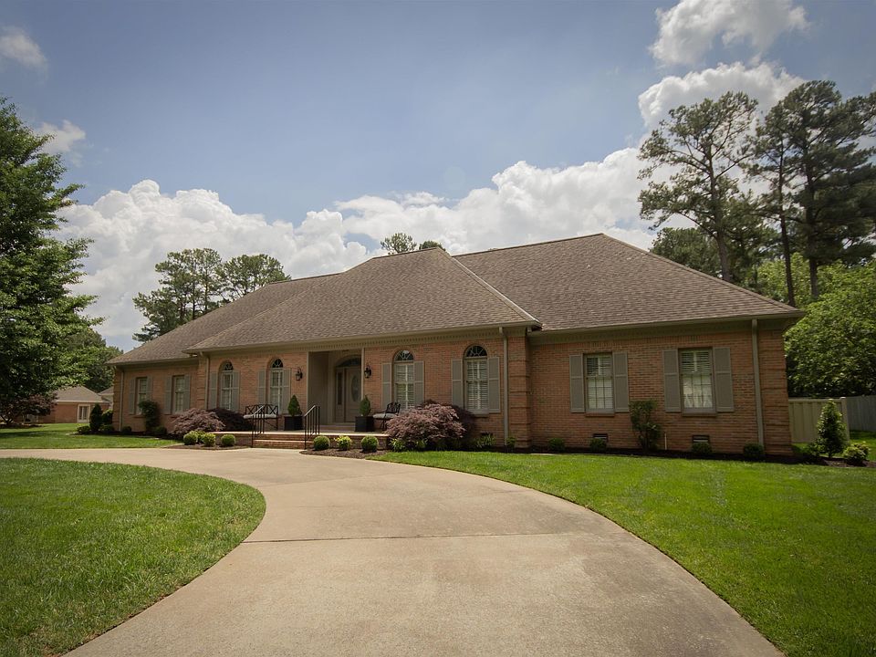 1st image of 667 Whitney Dr