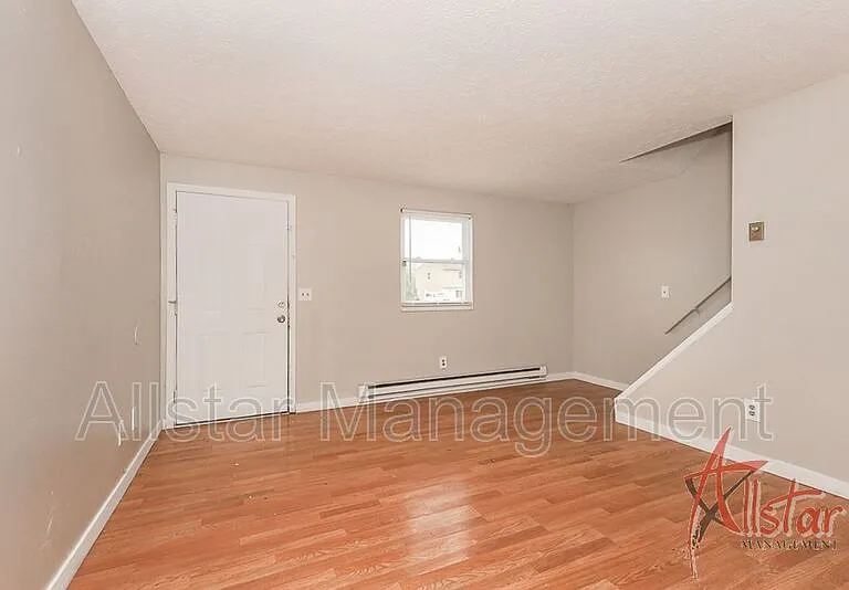 1323 Massachusetts Ave — Photo 11