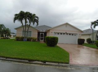 6102 Alexandria Cir, Fort Pierce, FL 34982