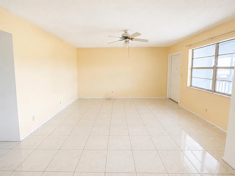 5300 Washington St #S313 — Photo 3