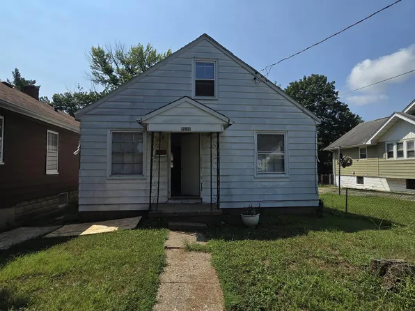 2612 W Latrobe St, Peoria, IL 61605