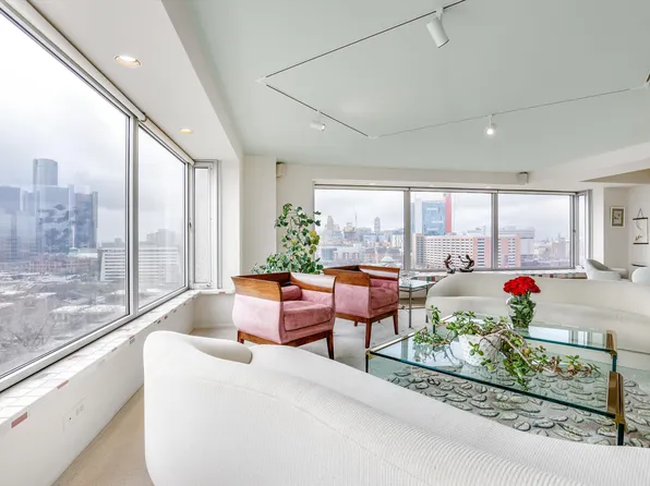 1300 E Lafayette St APT 1201, Detroit, MI 48207