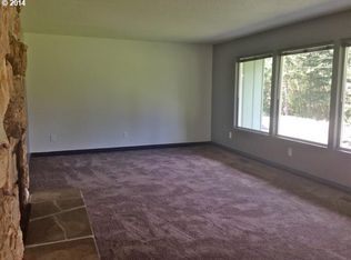 1646 San Souci Dr, Roseburg, OR 97471