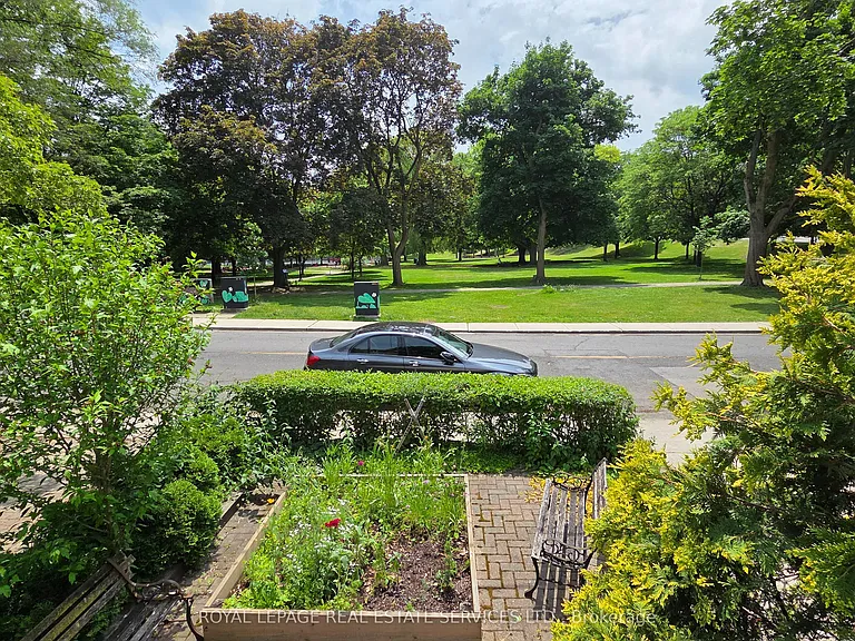 24 Morningside Ave — Photo 42