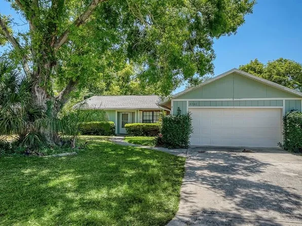 6703 Pointe West Blvd, Bradenton, FL 34209