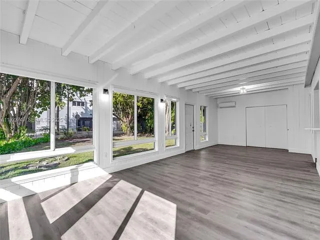 648 South Dr — Photo 9