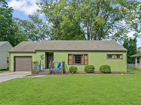 519 Gray Dr, Gibson City, IL 60936