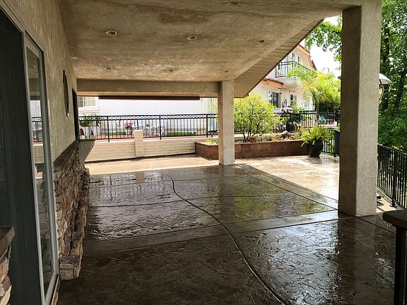 3rd image of 22531 N Canyon Lake Dr
