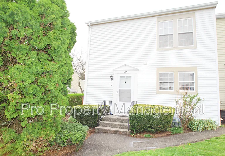 97 Park Ave #10 — Photo 1