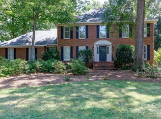 1121 Candlelight Dr, Rock Hill, SC 29732