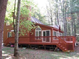 277 Greeley Lake Rd, Greeley, PA 18425