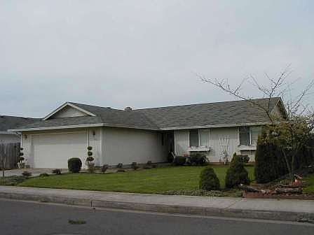 1st image of 3106 NE 148th Pl