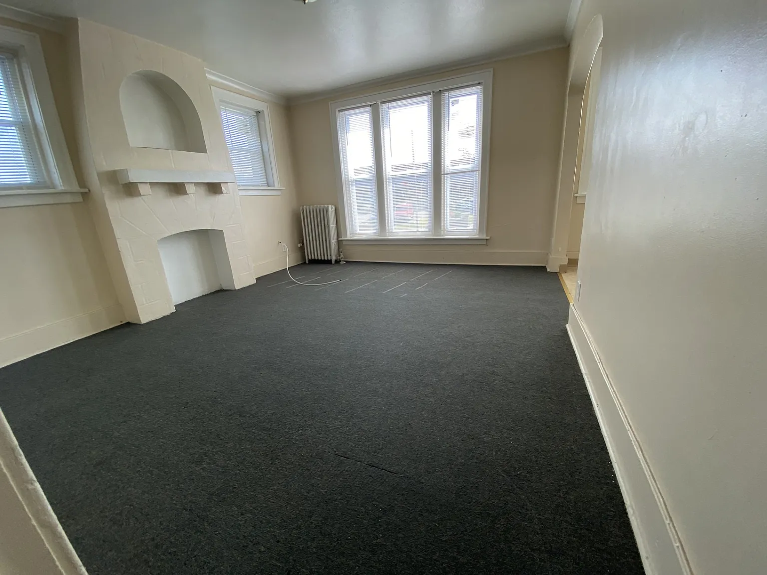 2118 Delaware Avenue — Photo 4