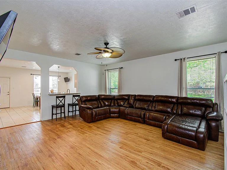 24135 Pinecreek Point — Photo 7