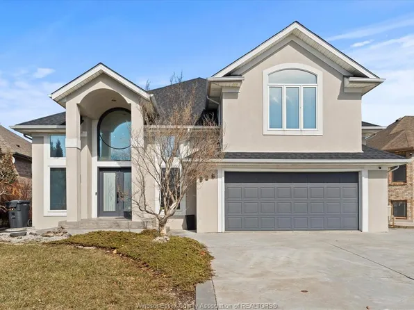 938 Nova Dr, Windsor, ON N9G 2S6