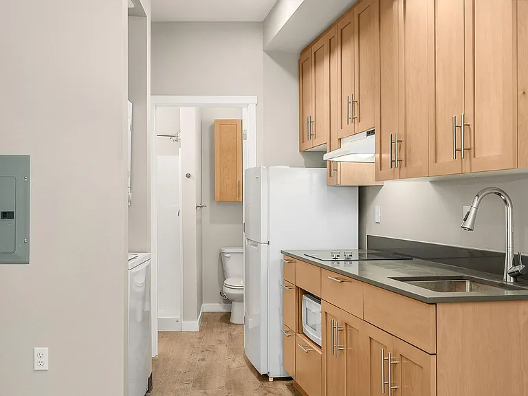 4029 Rainier Ave — Photo 11