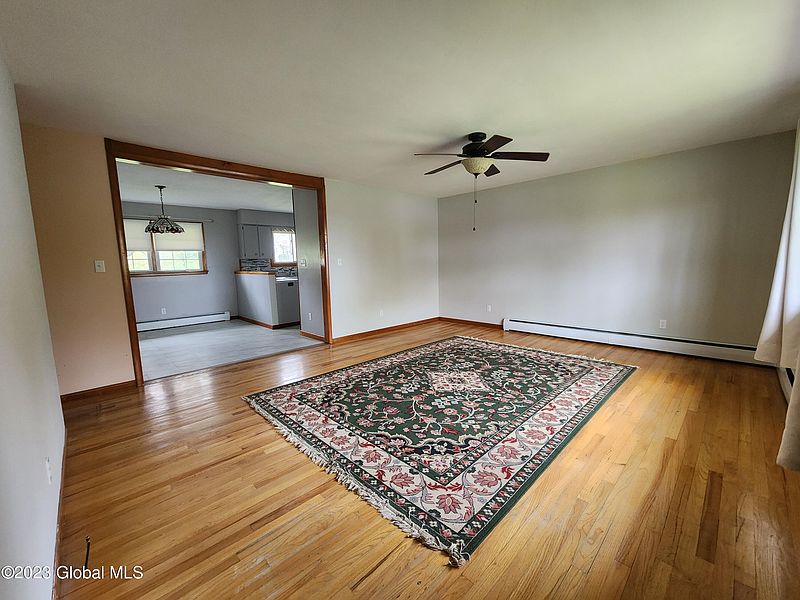 5th image of 11 Rockefeller Drive