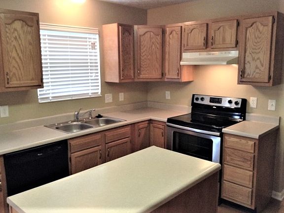 3rd image of 3502 Winterwood Dr