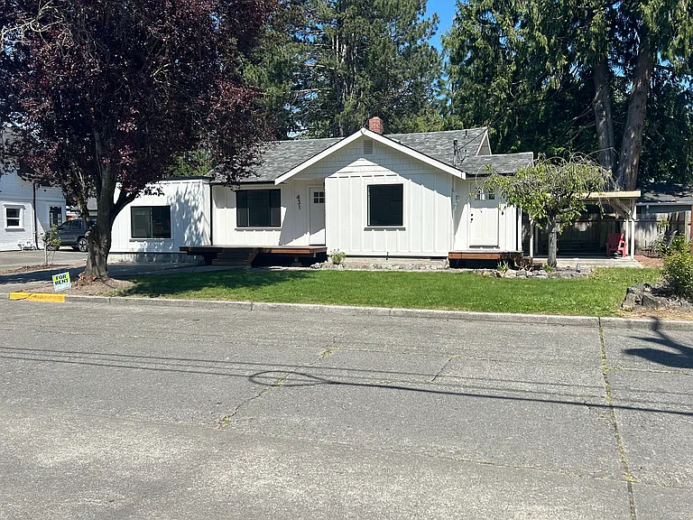 431 4th Ave NE — Photo 28