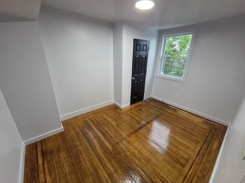3408 Kenyon Ave — Photo 10
