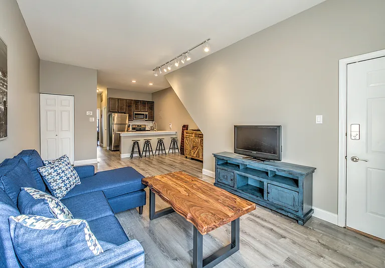 3625 McRee Ave #A — Photo 2