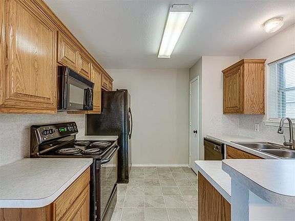 4th image of 1218 Beacon Hill Dr