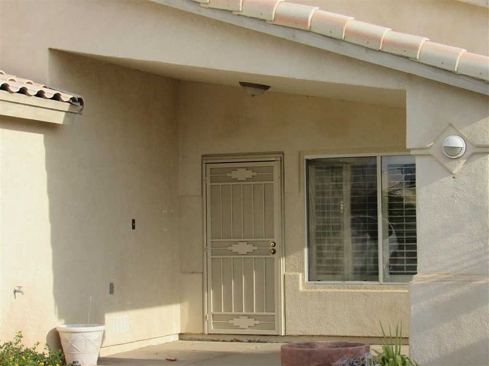 1st image of 10615 E 34th Pl