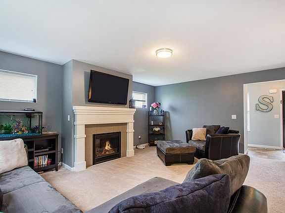 4th image of 14625 Genoa Ln